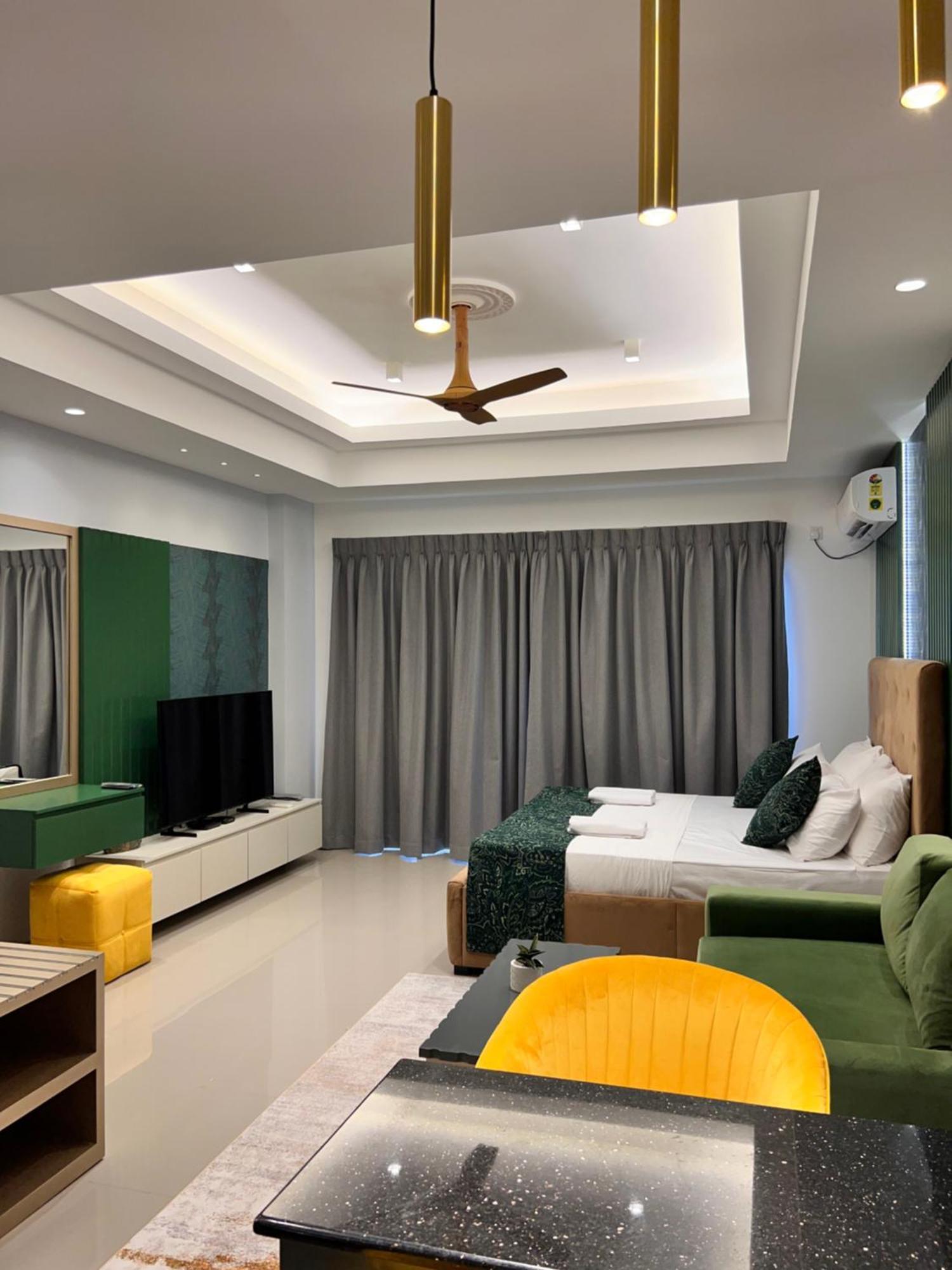 Ocean Breeze Negombo- Tidesend Luxury Beach Apartments المظهر الخارجي الصورة