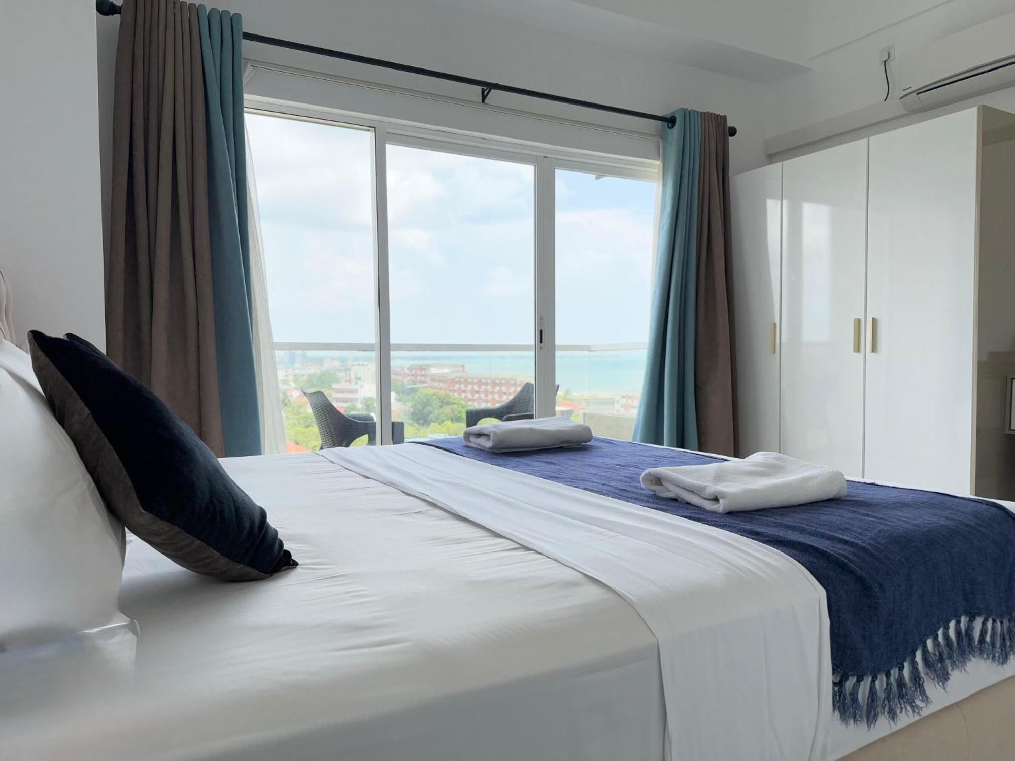 Ocean Breeze Negombo- Tidesend Luxury Beach Apartments المظهر الخارجي الصورة